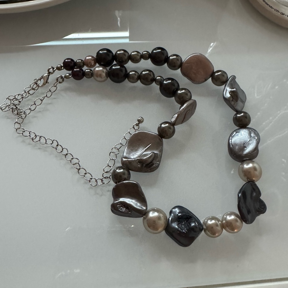 Free People Black and Cream Pearl Necklace